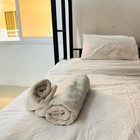 Collection O Bupamontra Chiangmai Hotel Chiang Mai Eksteriør billede