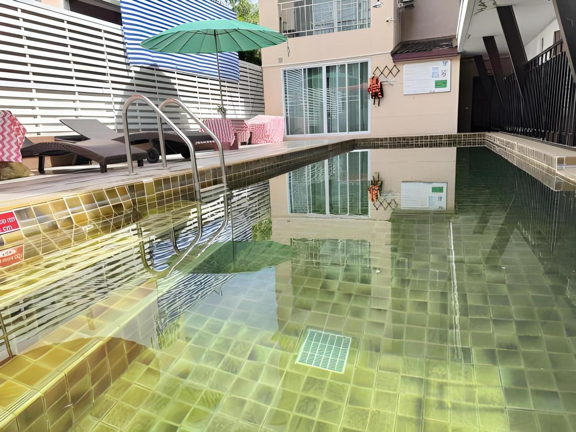Collection O Bupamontra Chiangmai Hotel Chiang Mai Eksteriør billede